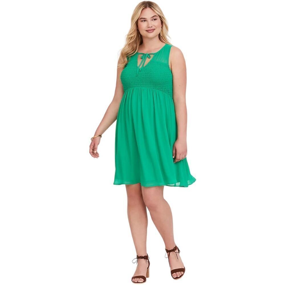 TORRID GREEN CHIFFON SMOCK FRONT TANK SLEVELESS DRESS SIZE 3 USA 3X